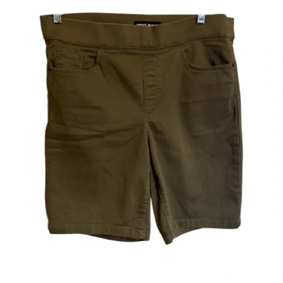 DKNY Olive Green Bermuda Shorts   LARGE      #H - Picture 2 of 8